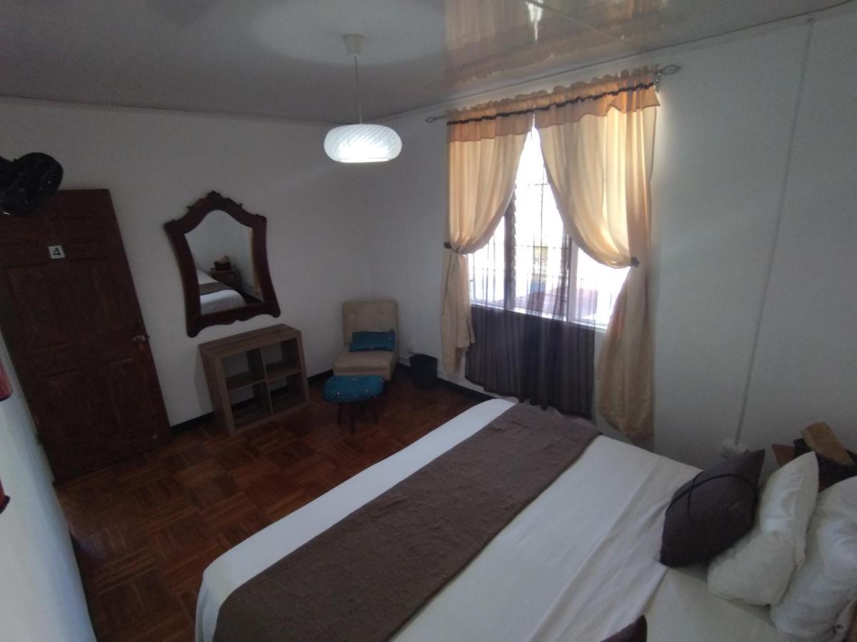 Lajuela Bnb & Hostel Alajuela Ngoại thất bức ảnh