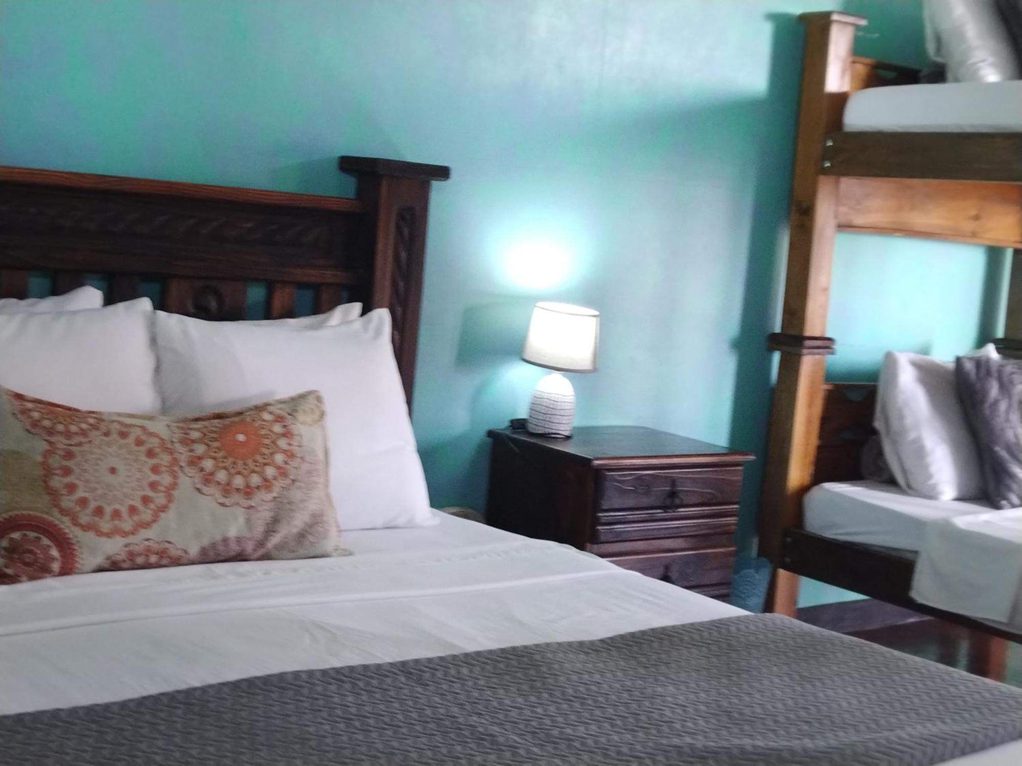 Lajuela Bnb & Hostel Alajuela Ngoại thất bức ảnh